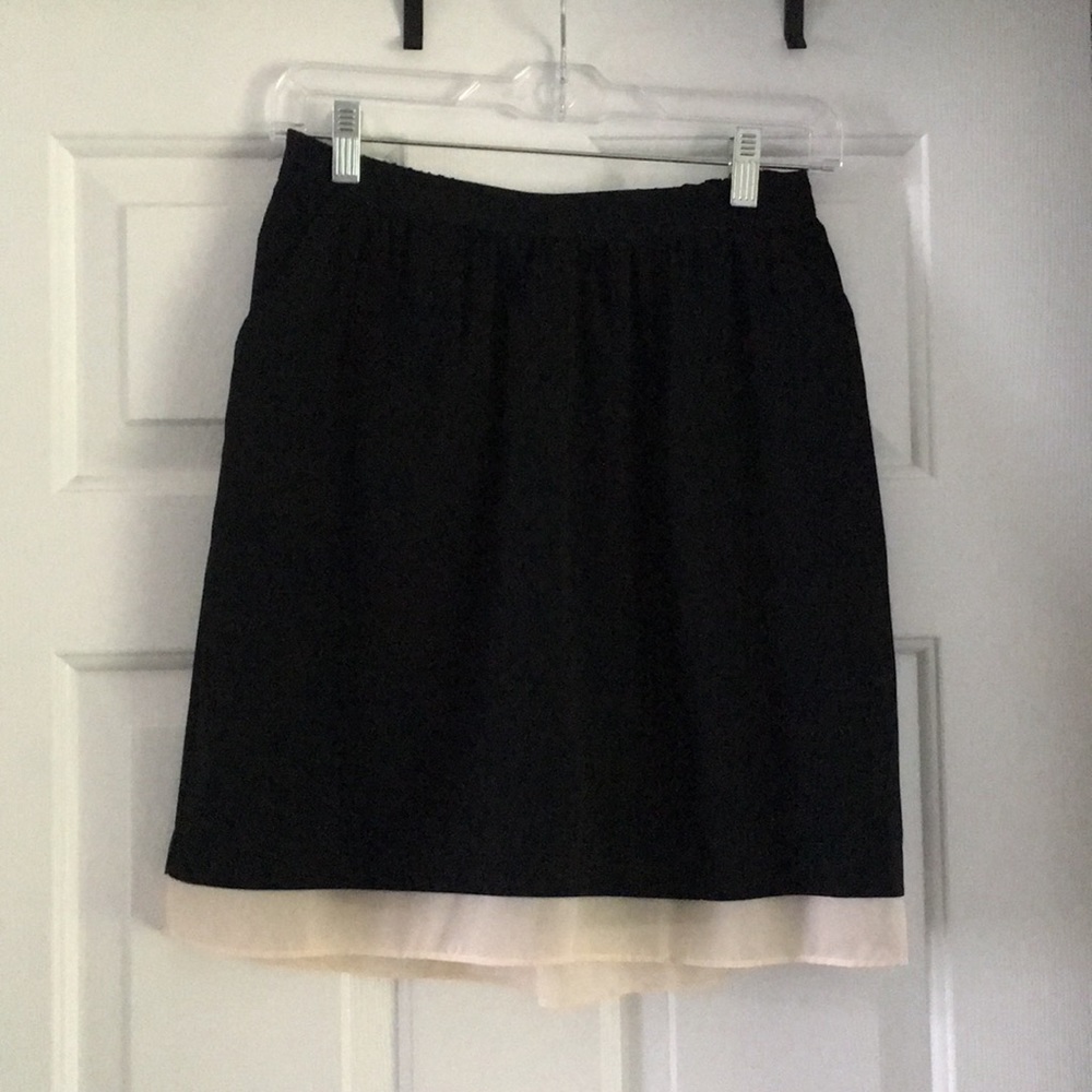 Mossimo Skirt with pockets!!
